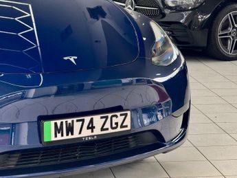Tesla Model Y Long Range Auto RWD 5dr