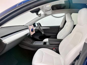Tesla Model Y Long Range Auto RWD 5dr