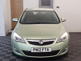 Vauxhall Astra 1.6 16v Exclusiv Auto Euro 5 5dr