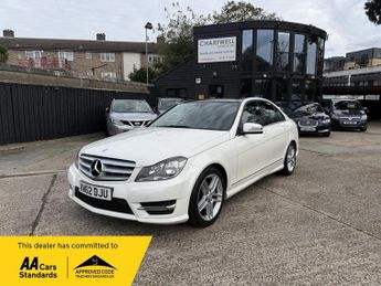 Mercedes C Class 2.1 C220 CDI BlueEfficiency AMG Sport G-Tronic+ Euro 5 (s/s) 4dr