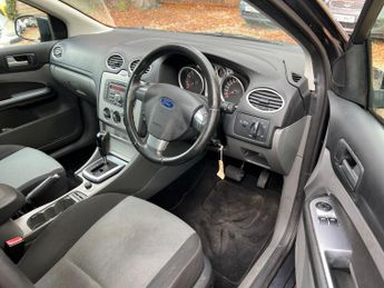 Ford Focus 1.6 Zetec 5dr