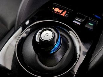 Nissan Leaf 40kWh N-Connecta Auto 5dr
