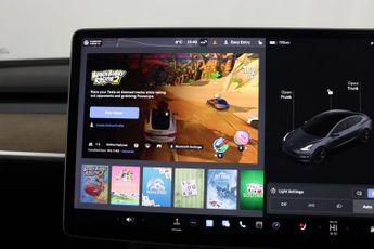 Tesla Model 3 Standard Range Plus Auto RWD 4dr