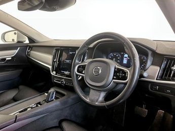 Volvo V90 2.0 B4 MHEV Momentum Auto Euro 6 (s/s) 5dr