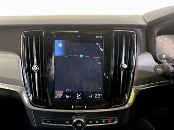 Volvo V90 2.0 B4 MHEV Momentum Auto Euro 6 (s/s) 5dr