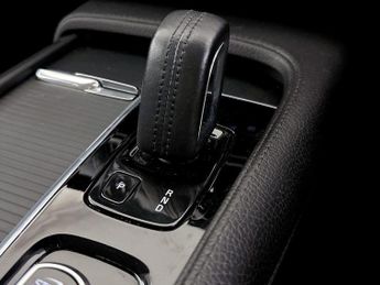 Volvo V90 2.0 B4 MHEV Momentum Auto Euro 6 (s/s) 5dr