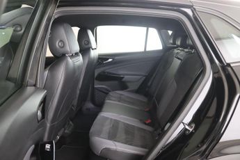 Volkswagen ID.4 Pro Performance 77kWh Life Auto 5dr