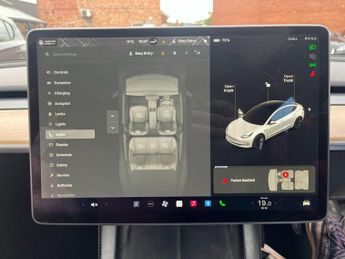 Tesla Model 3 (Dual Motor) Long Range Auto 4WDE 4dr