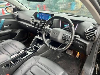 Citroen e-C4 50kWh Shine Plus Auto 5dr (7.4kW Charger)