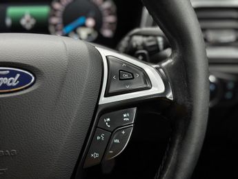 Ford Mondeo 2.0 TDCi Titanium Powershift Euro 6 (s/s) 5dr
