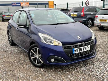 Peugeot 208 1.2 PureTech XS White Euro 6 5dr