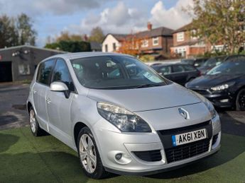 Renault Scenic 1.5 dCi Dynamique TomTom EDC Euro 5 5dr