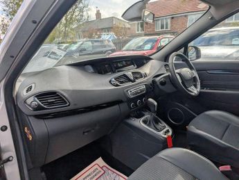 Renault Scenic 1.5 dCi Dynamique TomTom EDC Euro 5 5dr