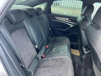Audi A6 Saloon 2.0 TDI 40 S line S Tronic Euro 6 (s/s) 4dr