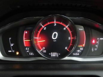 Volvo XC60 2.4 D4 R-Design Lux Nav Auto AWD Euro 6 (s/s) 5dr