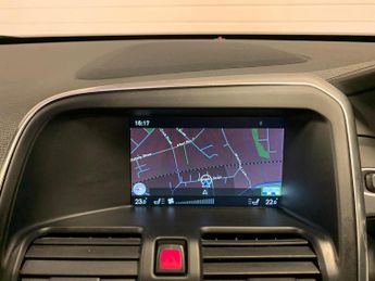 Volvo XC60 2.4 D4 R-Design Lux Nav Auto AWD Euro 6 (s/s) 5dr
