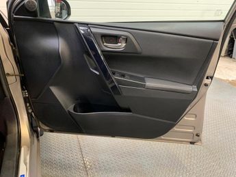 Toyota Auris 1.8 VVT-h Excel Touring Sports CVT Euro 6 (s/s) 5dr