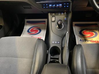 Toyota Auris 1.8 VVT-h Excel Touring Sports CVT Euro 6 (s/s) 5dr