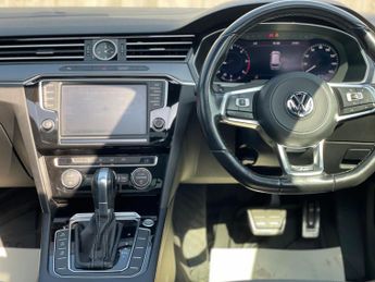 Volkswagen Passat 2.0 BiTDI BlueMotion Tech R-Line DSG 4Motion Euro 6 (s/s) 5dr