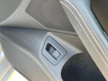 Volkswagen Passat 2.0 BiTDI BlueMotion Tech R-Line DSG 4Motion Euro 6 (s/s) 5dr