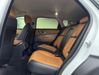Land Rover Range Rover Velar 3.0 D300 HSE SUV 5dr Diesel Auto 4WD Euro 6 (s/s) (300 ps)