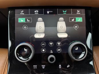 Land Rover Range Rover Velar 3.0 D300 HSE SUV 5dr Diesel Auto 4WD Euro 6 (s/s) (300 ps)