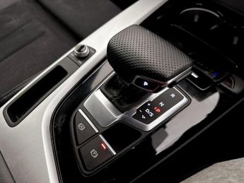 Audi A4 2.0 TFSI 40 S line S Tronic Euro 6 (s/s) 4dr