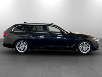 BMW 5 Series 2.0 530e 12kWh SE Touring Steptronic Euro 6 (s/s) 5dr