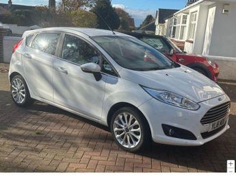 Ford Fiesta 1.0T EcoBoost Titanium X Euro 6 (s/s) 5dr