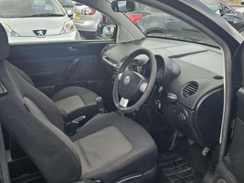 Volkswagen Beetle 1.6 Luna Euro 4 3dr