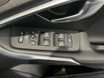 Volvo V40 2.0 D3 SE Lux Nav Geartronic Euro 5 (s/s) 5dr