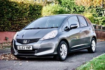 Honda Jazz 1.4 i-VTEC ES Plus Hatchback 5dr Petrol CVT Euro 5 (99 ps)