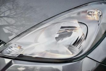 Honda Jazz 1.4 i-VTEC ES Plus Hatchback 5dr Petrol CVT Euro 5 (99 ps)