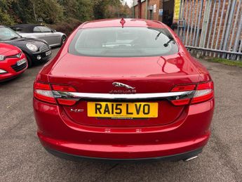 Jaguar XF 2.2d Luxury Auto Euro 5 (s/s) 4dr