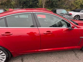 Jaguar XF 2.2d Luxury Auto Euro 5 (s/s) 4dr