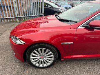 Jaguar XF 2.2d Luxury Auto Euro 5 (s/s) 4dr
