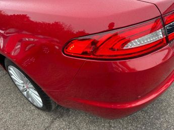 Jaguar XF 2.2d Luxury Auto Euro 5 (s/s) 4dr