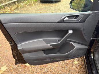 Volkswagen Polo 1.0 TSI Life DSG Euro 6 (s/s) 5dr