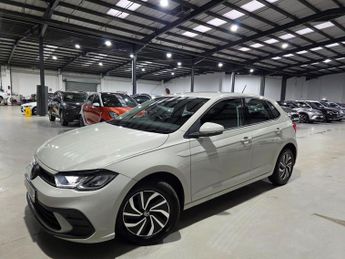Volkswagen Polo 1.0 TSI Life Euro 6 (s/s) 5dr