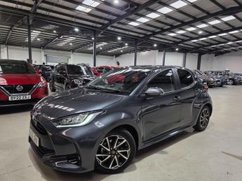 Toyota Yaris 1.5 VVT-h Design E-CVT Euro 6 (s/s) 5dr