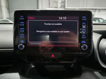 Toyota Yaris 1.5 VVT-h Design E-CVT Euro 6 (s/s) 5dr