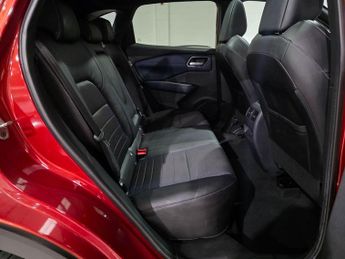 Nissan Qashqai 1.3 DIG-T MHEV Tekna XTRON Euro 6 (s/s) 5dr