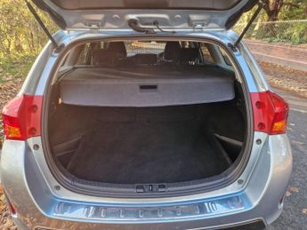 Toyota Auris 1.6 V-Matic Icon+ Touring Sports Multidrive S Euro 5 5dr