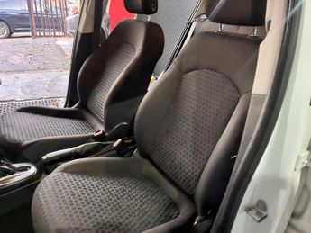 Vauxhall Corsa 1.4i ecoTEC Design Hatchback 5dr Petrol Auto Euro 6 (90 ps)