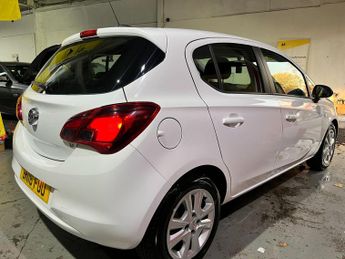 Vauxhall Corsa 1.4i ecoTEC Design Hatchback 5dr Petrol Auto Euro 6 (90 ps)