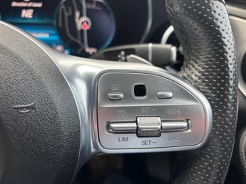 Mercedes-Benz C Class 2.0 C220d AMG Line (Premium) G-Tronic+ Euro 6 (s/s) 5dr