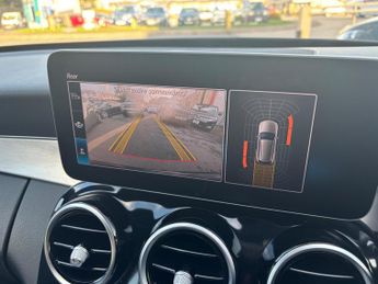 Mercedes-Benz C Class 2.0 C220d AMG Line (Premium) G-Tronic+ Euro 6 (s/s) 5dr