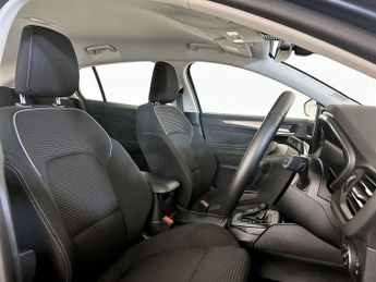 Ford Focus 1.0T EcoBoost MHEV Titanium DCT Euro 6 (s/s) 5dr