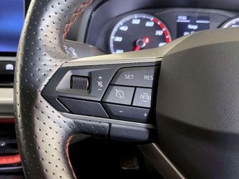 SEAT Ibiza 1.0 TSI FR Edition Euro 6 (s/s) 5dr