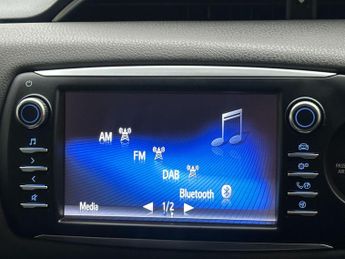 Toyota Yaris 1.5 VVT-h Icon E-CVT Euro 6 (s/s) 5dr